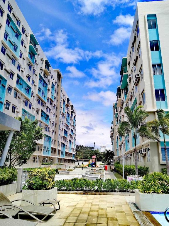 1019 Christine and Carina Residence at Marina Spatial Dumaguete Condominium - B&B Dumaguete