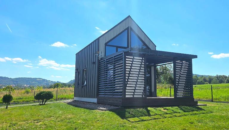 Green Fields Apartments - Apartamenty na Dzikiej Łące 2 - Chambres d'hôtes Rychwałd