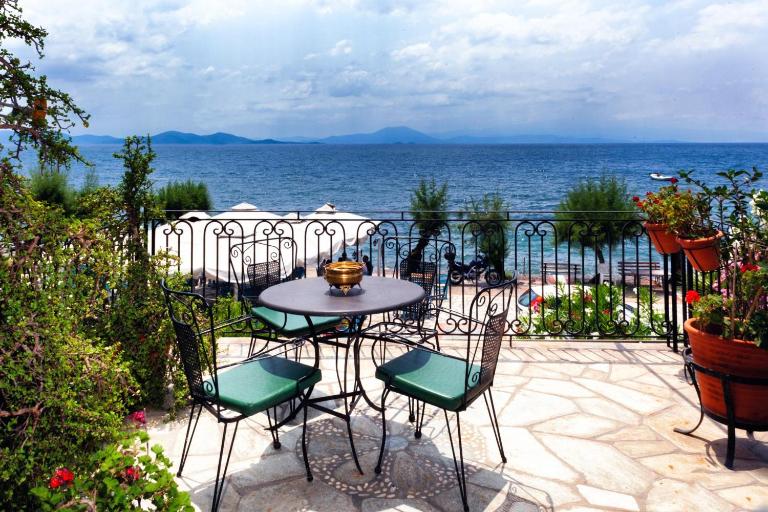 Afissos Seaside Cottage - Chambres d'hôtes Áfyssos