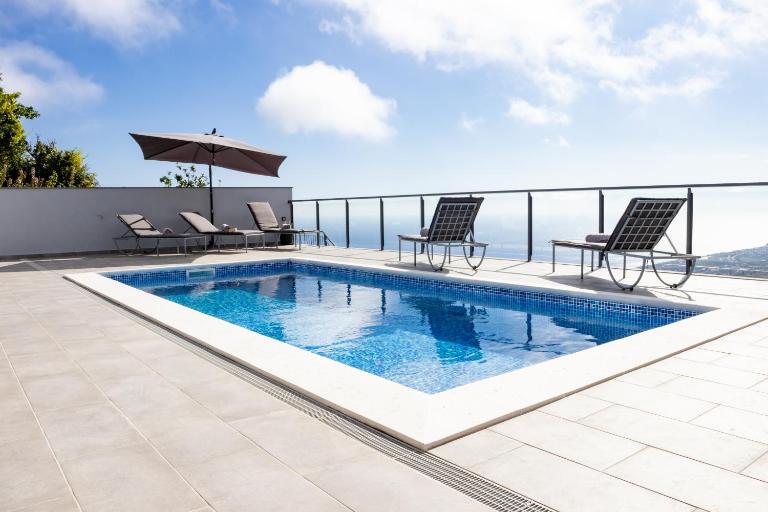 Vila Indigo - B&B Arco da Calheta