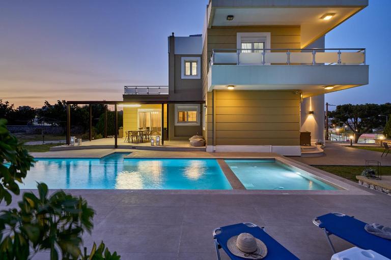 Gia's Luxury Residence - B&B Asgourou