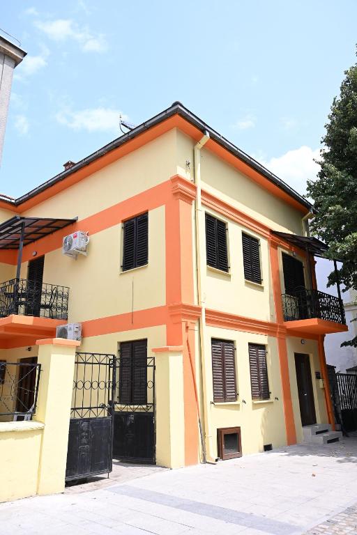Station 44 Apartments - Bed and Breakfast Bitola