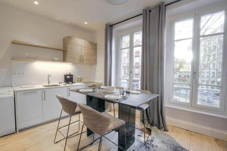 Superbe studio, Tête d'or, Lyon - B&B Lyon