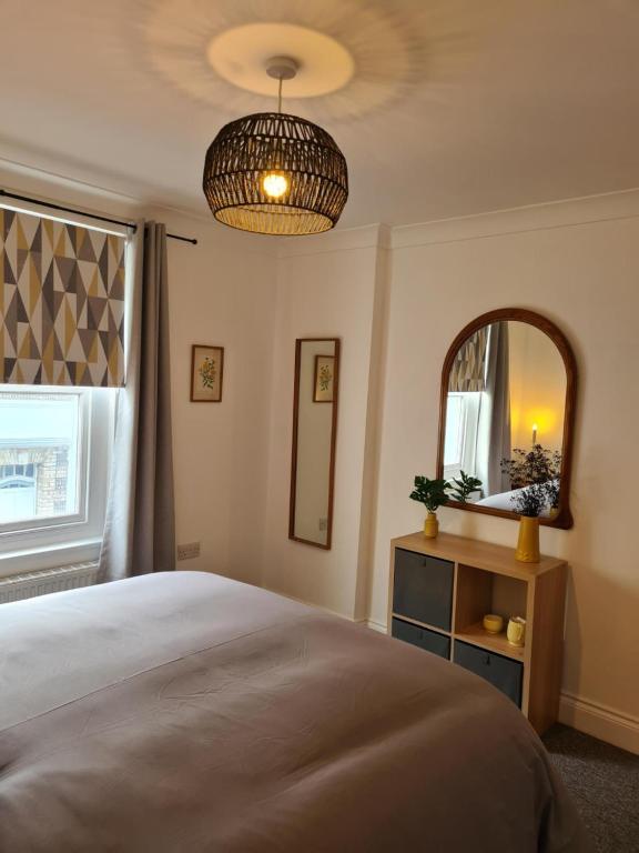 Beautiful Apartment 3 Mins To The Beach - Ferienwohnung Saint Leonards-on-Sea