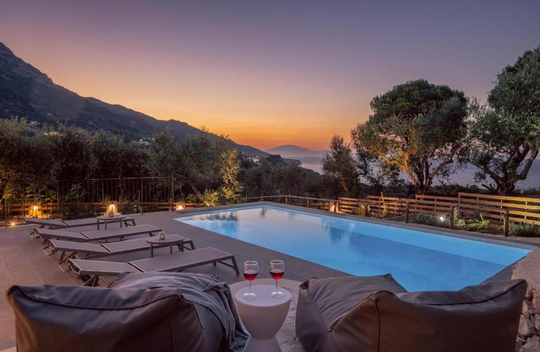 Villa Cossoro Ena in Zakynthos - B&B Xirokastello