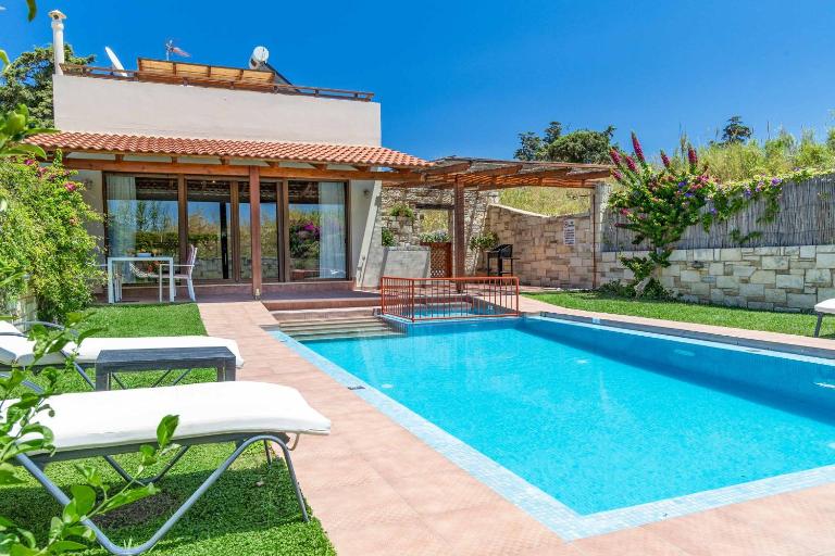 Villa Mandarin Platanias - B&B Plataniás