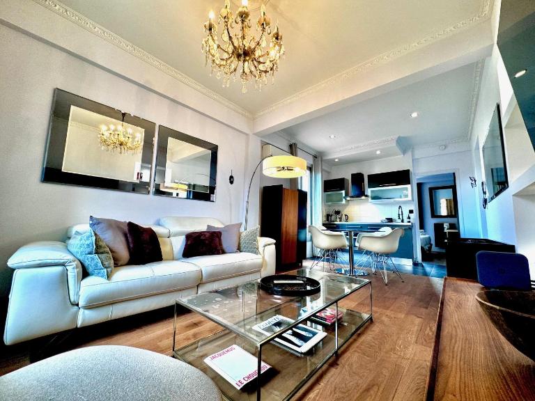 ApartHotel Riviera - LE PETIT BALCON DE L'OPERA - Old Town Promenade des Anglais - Ferienwohnung Nizza