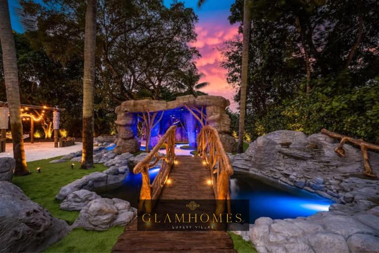 Miami's Exclusive Lagoon Villa - B&B Miami