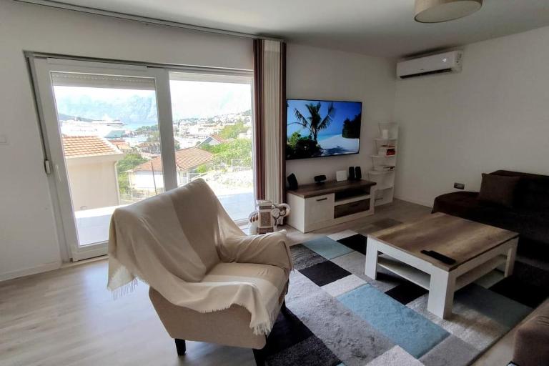Nature Bay Apartment - Ferienwohnung Kotor