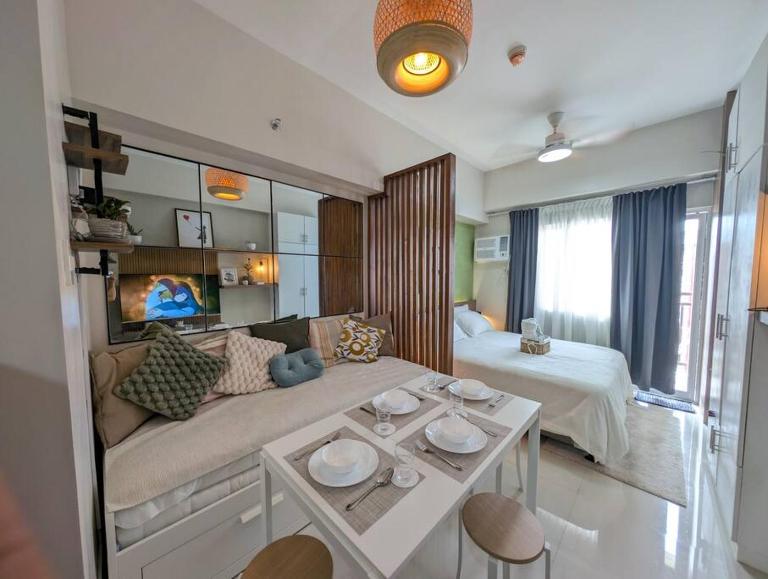 RufiRemy Cozy Hideaway PrimeWorld District Condo - B&B Lapu-Lapu City