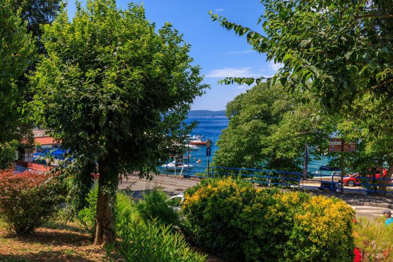 LONCAR - Bed and Breakfast Selce