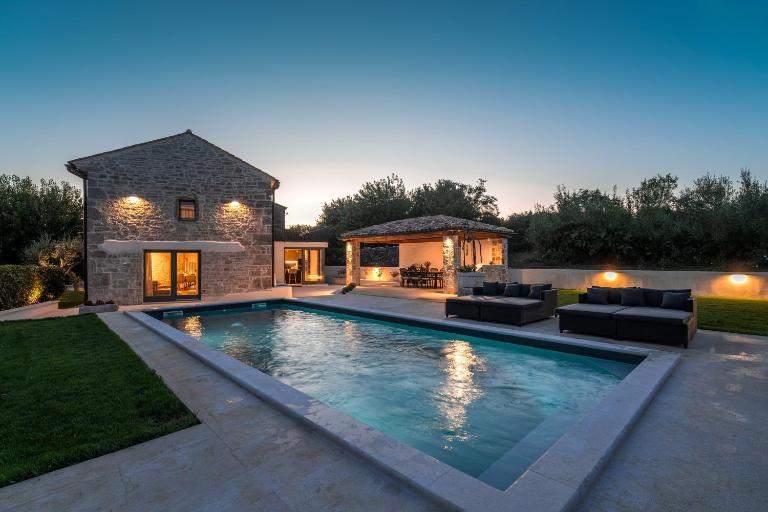 Villa Treori - Bed and Breakfast Orbani