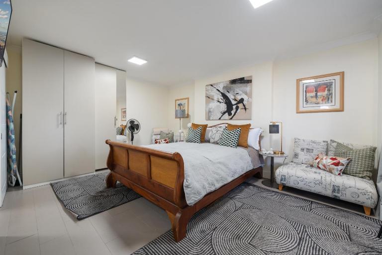 Leamington Park Studio with Parking - B&B Londra