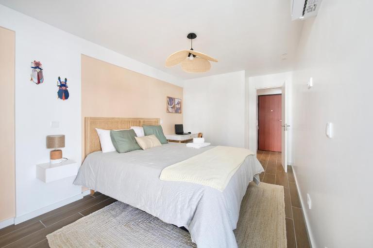 Amazing Flat, 100m from beach - B&B Quarteira
