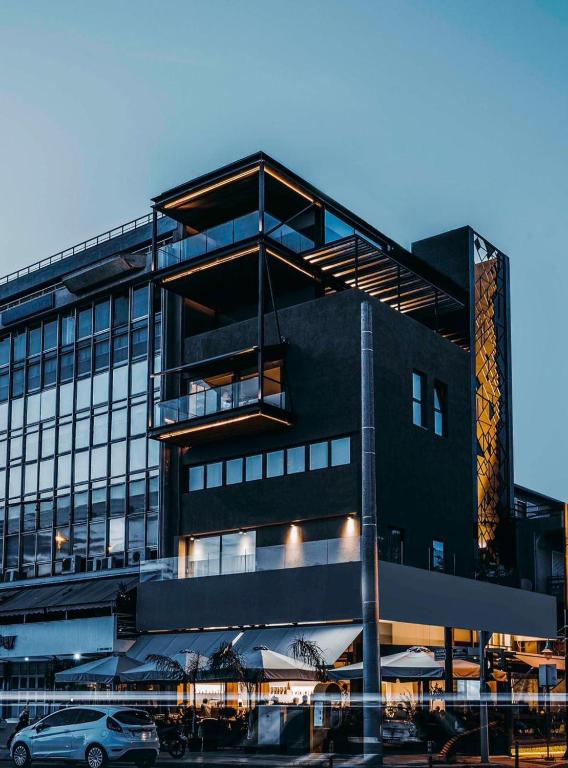 Earth Boutique Apartments next to Stavros Niarchos - B&B Atene