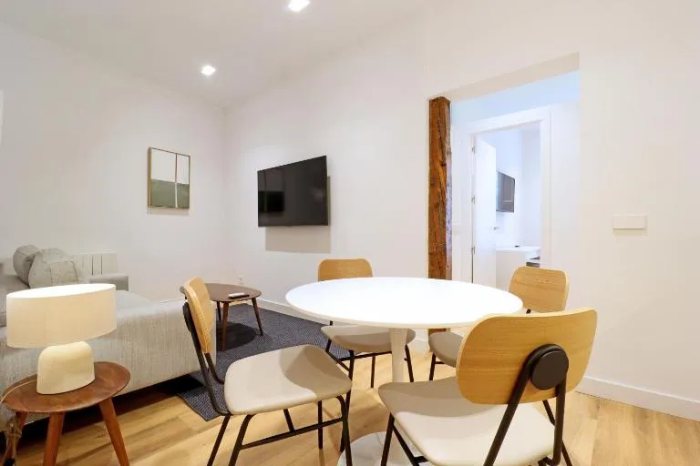Justicia Centric - Bed and Breakfast Madrid