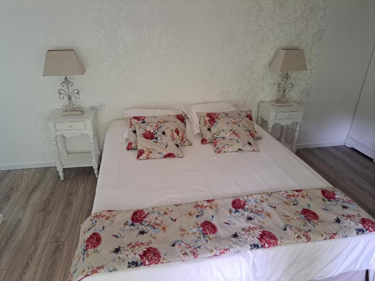 CHAMBRE D'HOTES à LA CAMPAGNE DANS UN CADRE VERDOYANT - B&B Beaucourt-sur-l'Ancre