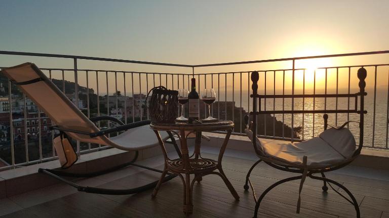 MirailMare GuestHouse - B&B Vico Equense