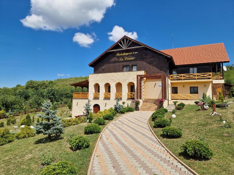 Pensiunea La Conac - B&B Săliștea Veche