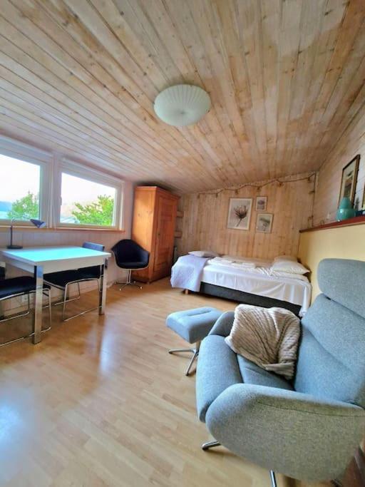 Stranda apartment - Bed and Breakfast Stranda