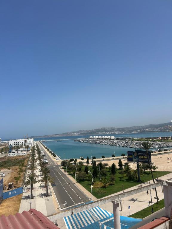 Splendide Studio au centre ville, avec une vue imprenable sur la marina de Tanger - Ferienwohnung Tanger