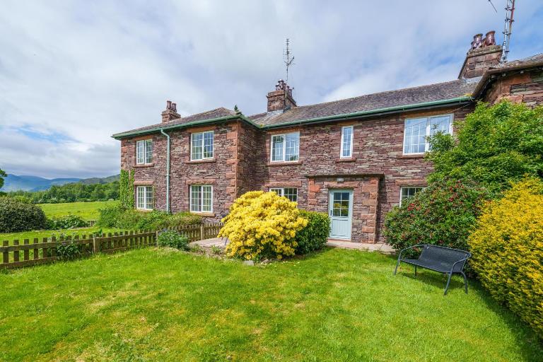 2 Gowbarrow Cottages - B&B Watermillock