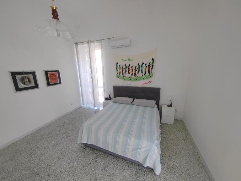La strada alberata - B&B Monopoli