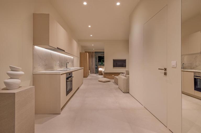 Natural Harmony ,Luxury Studio Oasis & Hot Tub - B&B Rodas