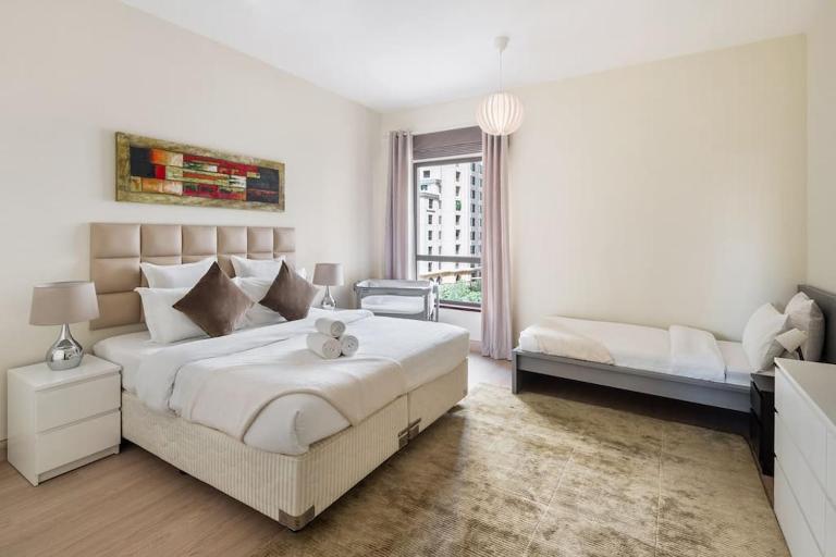 Luxury 1 bedroom apartment in JBR with Beach access - Ferienwohnung Dubai