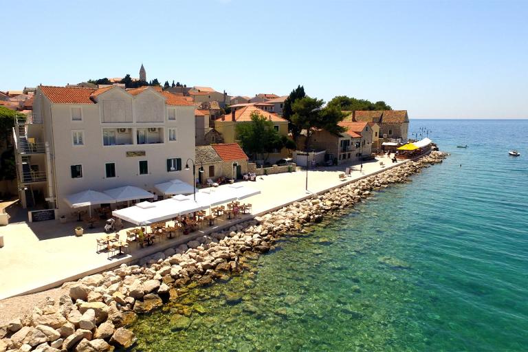 Guest House Adria - B&B Primošten