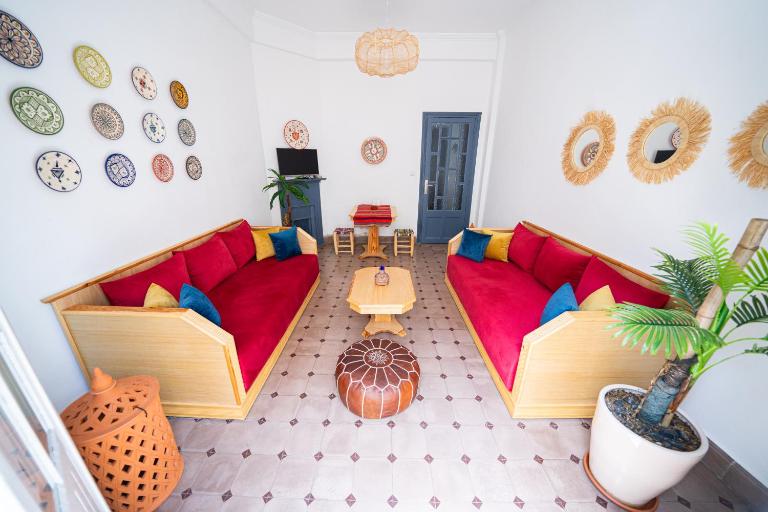 Très bel appart familial place Faro - Bed and Breakfast Tanger