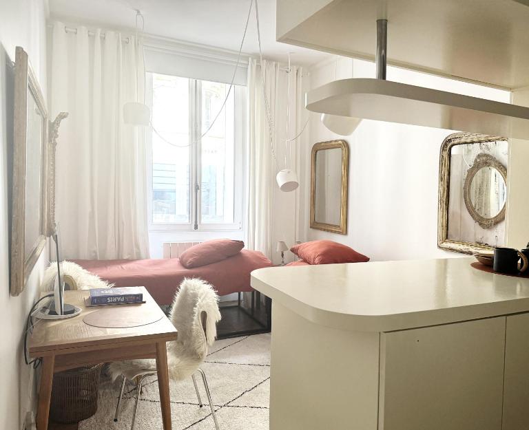 Studio climatisé pour 1 ou 2 personnes au 109 avenue Mozart Paris 16 - B&B Parigi