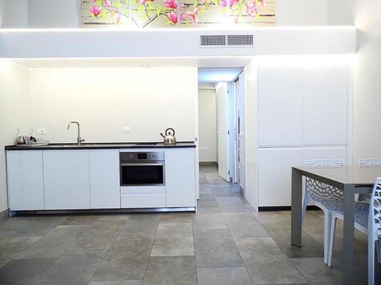 Isola Apartment Pastrengo - B&B Milán