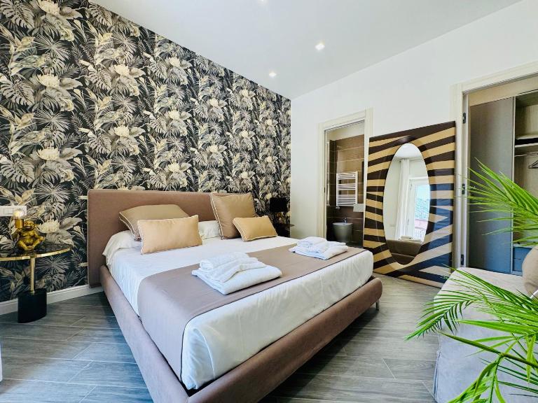 YourHome - Santa Lucia Rooms - Ferienwohnung Sorrent