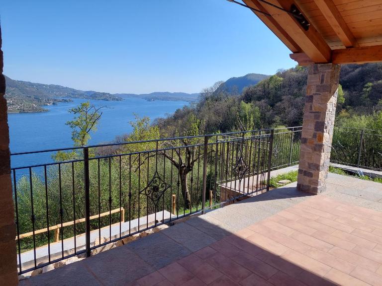 Crandola Via Lago No 2E - B&B Oira