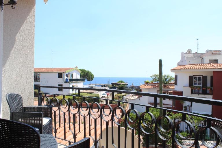 Blue Charm Maison - B&B Aci Castello