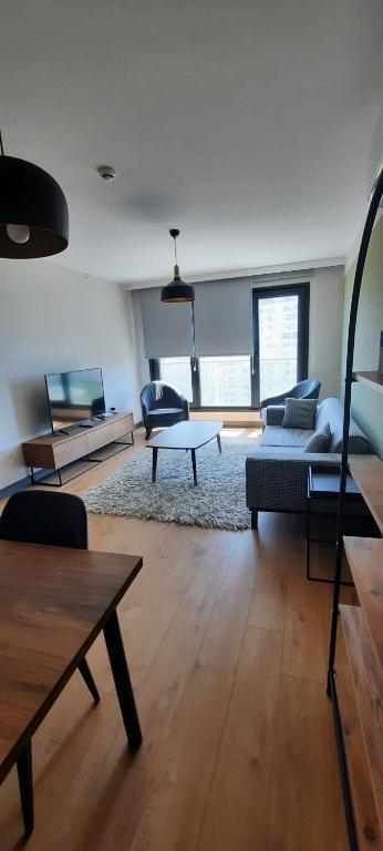NEW Modern Central 2BR 2BA - B&B Estambul