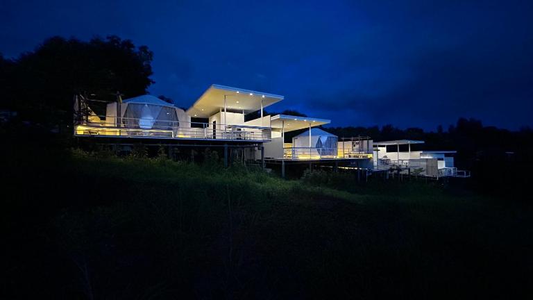 Thew Lom Camp at Khao Kho - B&B Khao Kho