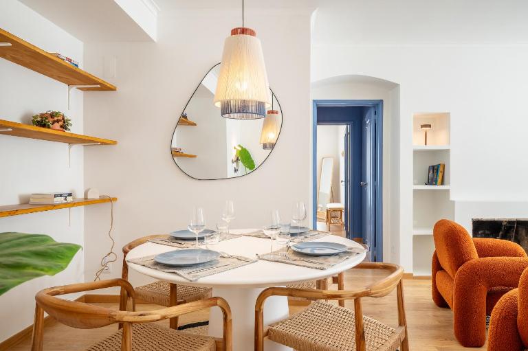 Blue Tide - Two Bedroom Apartment - Bed and Breakfast Cascais
