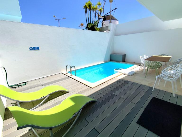 Sunset Street Beach house - B&B Lourinhã