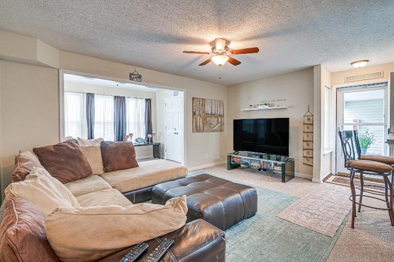 Pool Access & 2 Mi to Ocean: Myrtle Beach Condo! - B&B Myrtle Beach