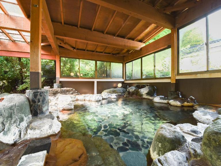 Iwazonokan - Bed and Breakfast Minami-Alps