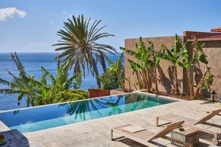 Pirate House Sea front Private Pool Garden Funchal - Ferienwohnung Funchal