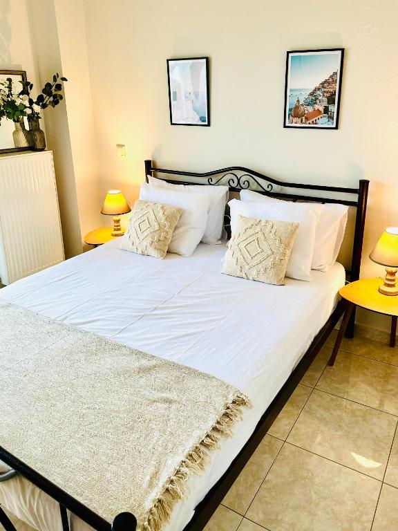 Gemütliche Wohnung mit Balkon - B&B Orestiáda