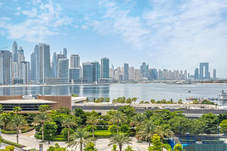Luxury 1BR Palm Beach Access Huge Balcony - Ferienwohnung Dubai