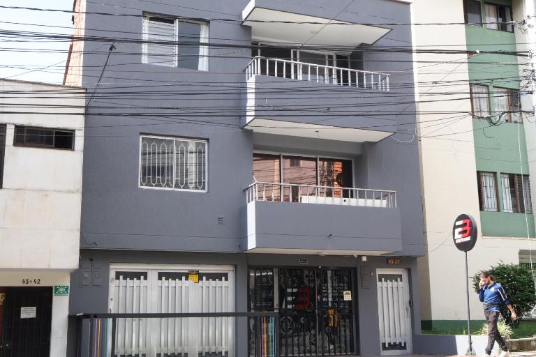 Living Poblado Manila 301 F Habitación Individual - B&B Medellín