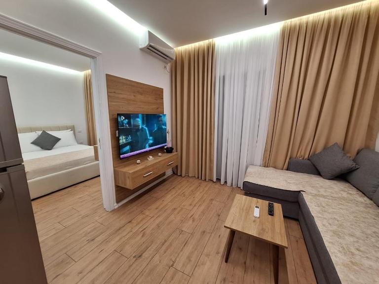 Enea Apartments - B&B Tirana