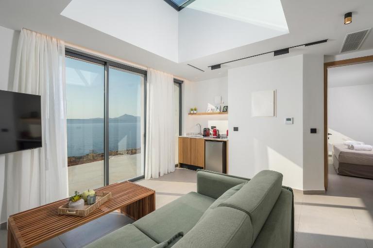 Astelia Luxe Retreat - Chambres d'hôtes Kókkinon Khoríon