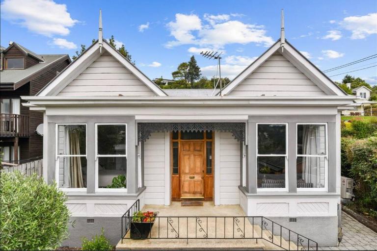Dunedin delight - sunny, stylish villa - B&B Dunedin