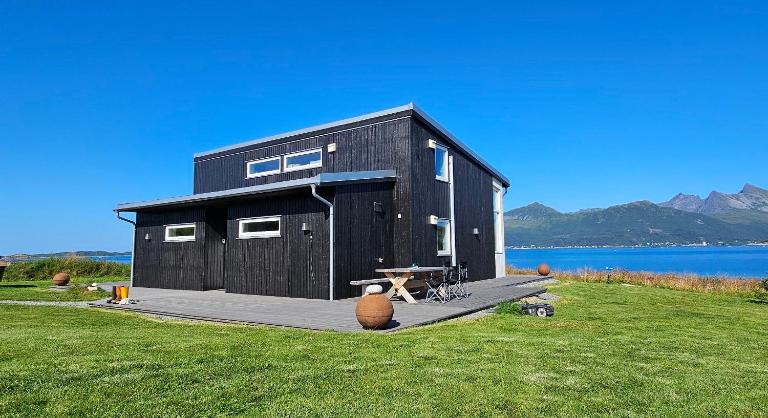Unique panorama - Senja - Bed and Breakfast Finnsæter